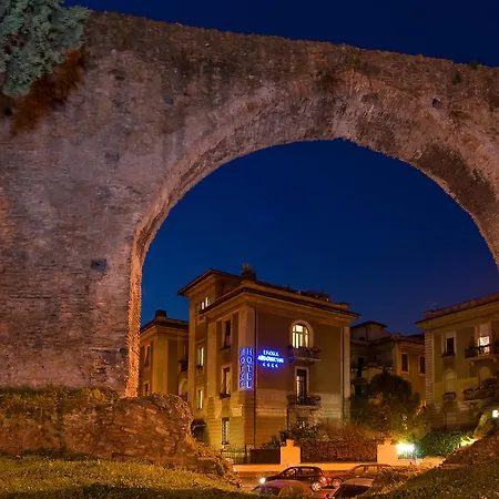 Emona Aquaeductus 4* Rome
