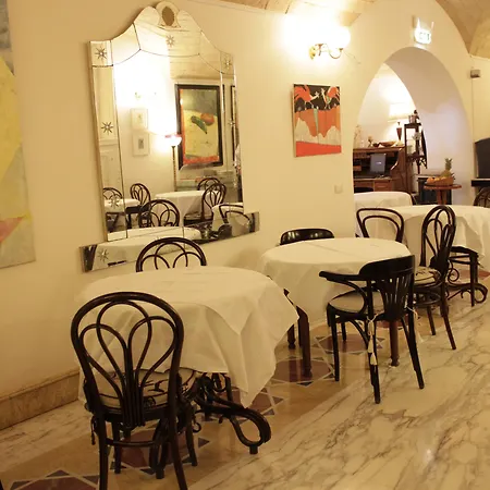 Emona Aquaeductus Hotel 4*