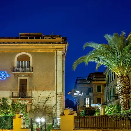 Hotel Emona Aquaeductus