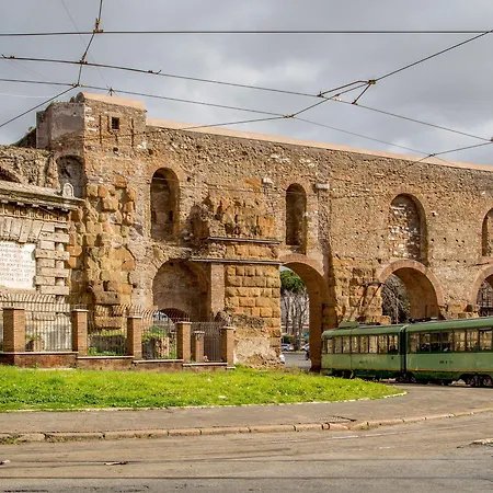 Emona Aquaeductus Hotel