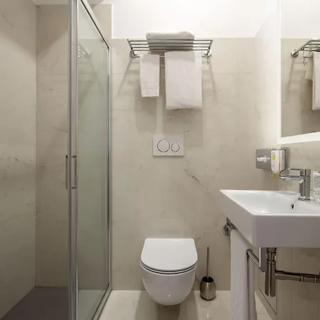 Hotel Emona Aquaeductus Rome