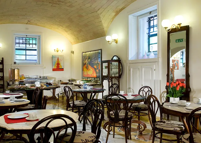 Hotel Emona Aquaeductus 4*