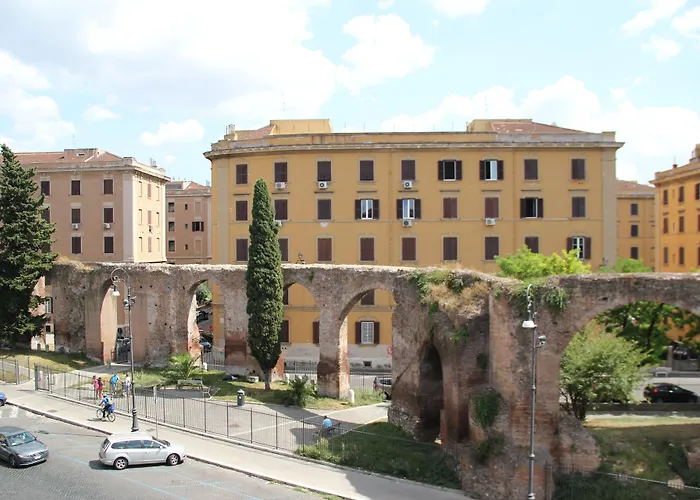 Emona Aquaeductus 4* Rome